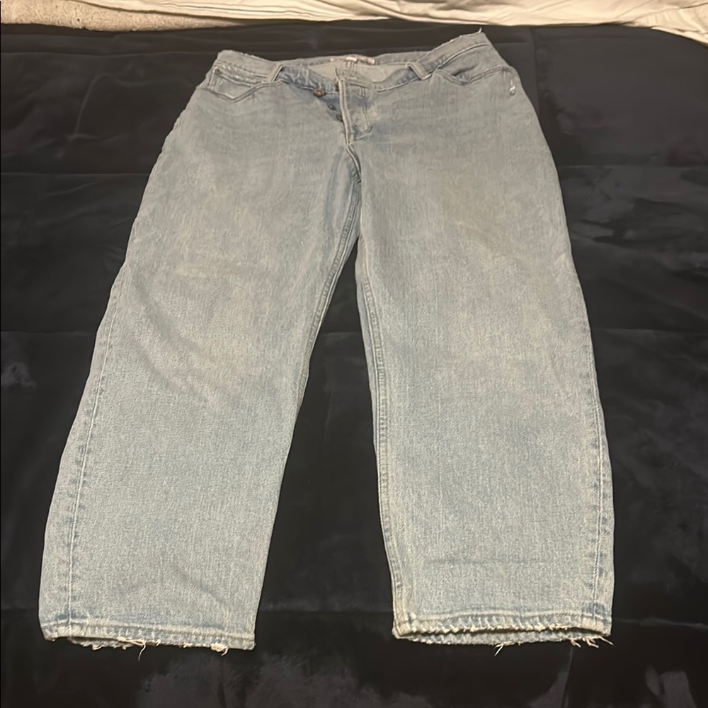 Abercrombie and Fitch size 29